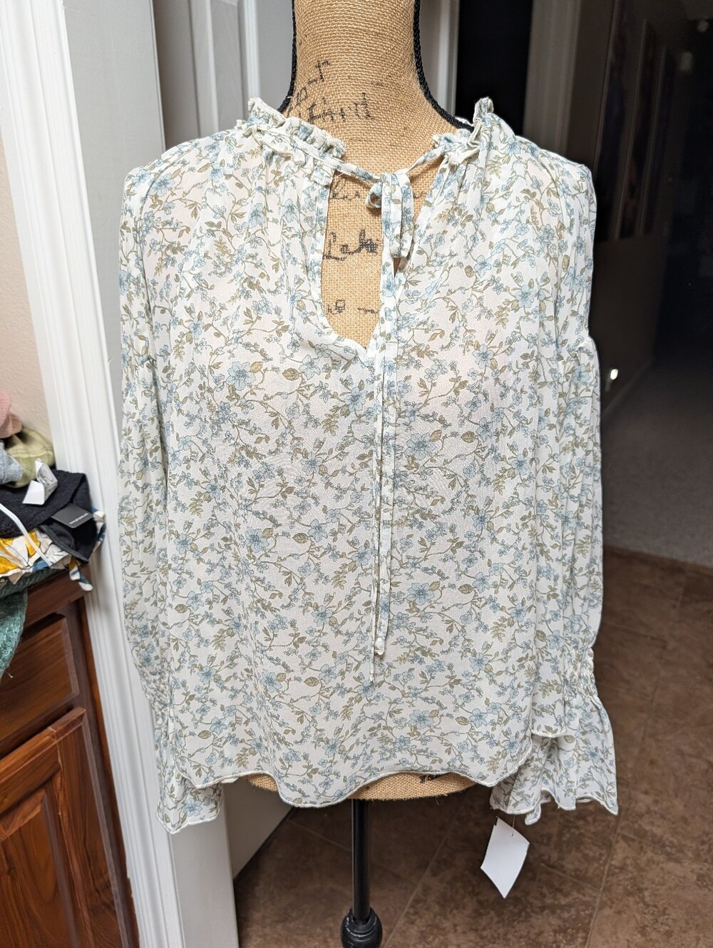 Light Floral Tie-Neck Women’s Blouse - White & Blue